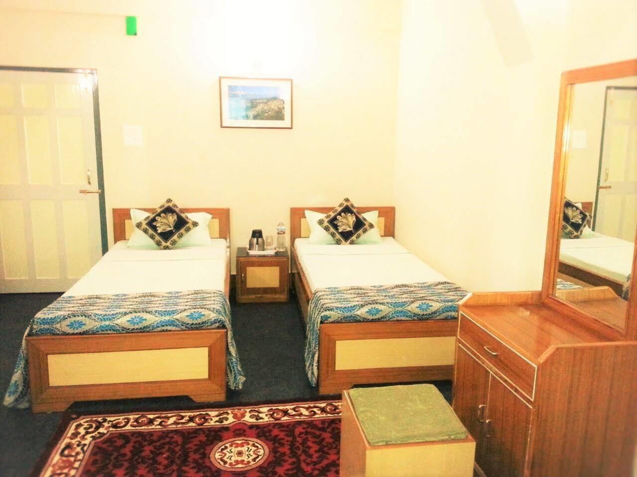 North Point Hotel Darjeeling  Exterior photo